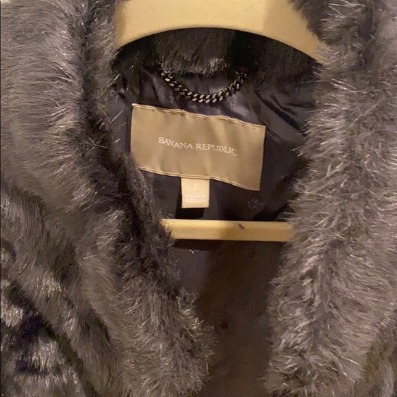 Faux fur vest - Picture 2 of 4